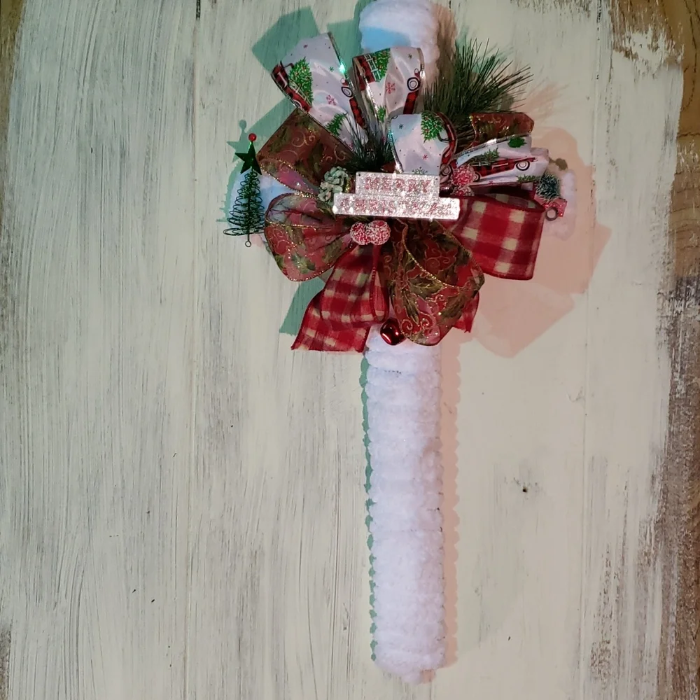Cross Christmas Wreath